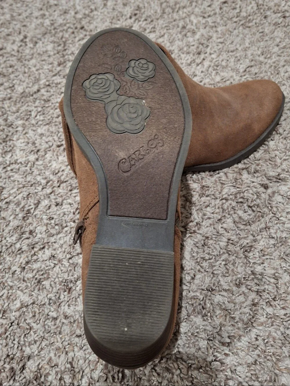 Carlos Santana Women's Ankle Boots in Brown Suede with Side Zip Size 7